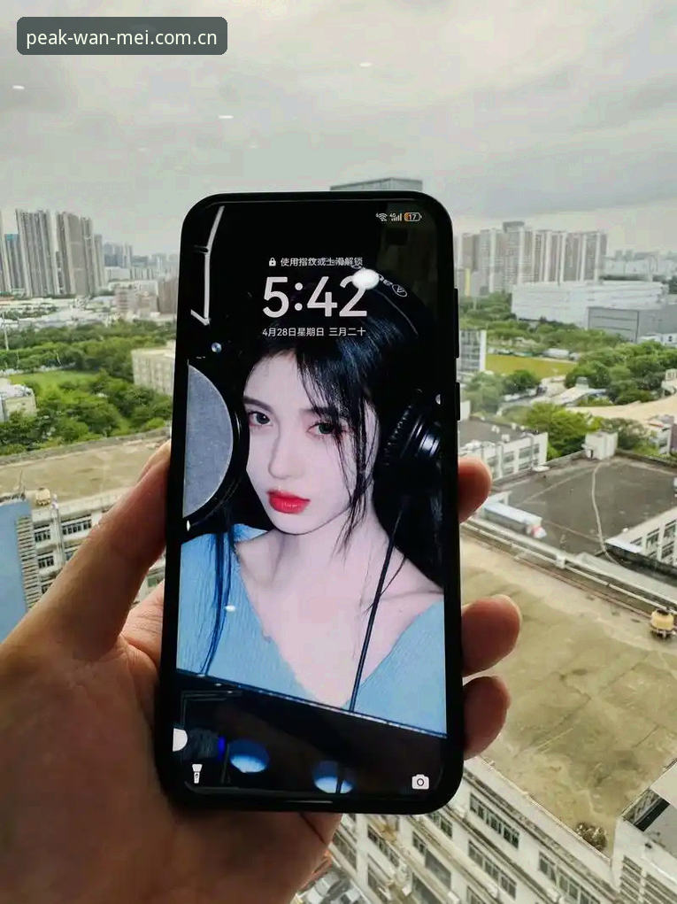 还在为手机上那些动不动就卡成PPT的体育平台气得摔手机？没广告、不卡顿这种基本操作，怎么到2025年了还有一堆平台做不到。